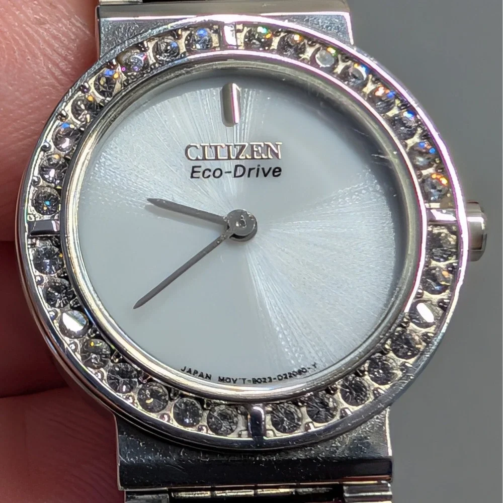 Citizen Eco-Drive Silhouette  Women's Swarovski Bezel Watch B023-59874 6.75